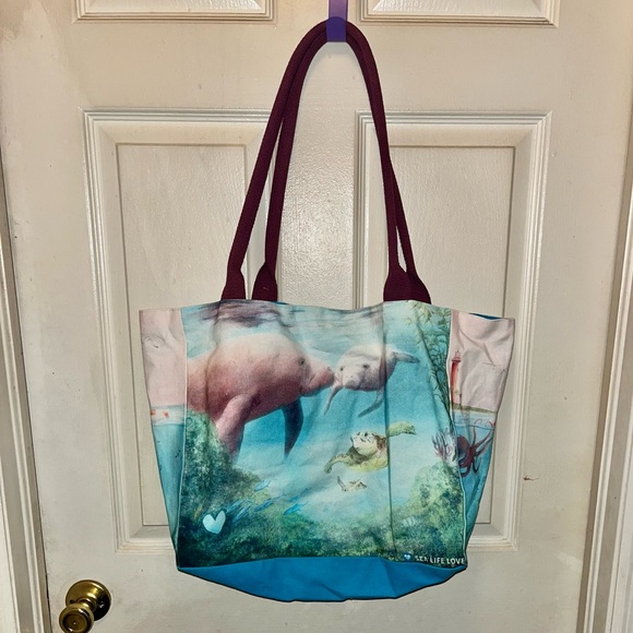 SEA LIFE LOVE Manatees Octopus Turtle Seagulls Tote Canvas Beach Bag. New. - Picture 2 of 7
